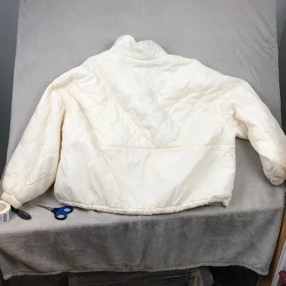 Old Navy Women's Puffer Jacket XXL Packable Water-Resistant Quilted Full Zip - Picture 9 of 9